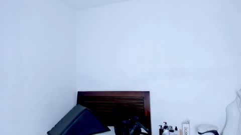 Snapshot of tifanymonroehot chatting on November 2025 11:20:01 AM tifanymonroehot online show from November 2025 11:20:01 AM