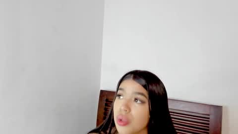 Snapshot of tifanymonroehot chatting on November 2025 11:25:02 AM tifanymonroehot online show from November 2025 11:25:02 AM