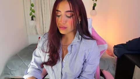 Tiffany online show from January 2025 04:05:01 AM