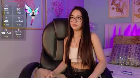 Snapshot of tifanywolf_ chatting on November 2025 06:57:01 AM Tifanny online show from November 2025 06:57:01 AM