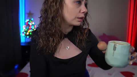 Tiffany online show from December 2024 09:09:02 PM