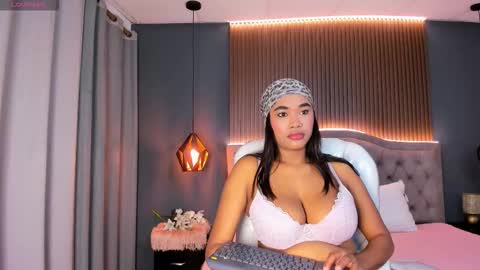 Snapshot of tiffany__charm_ chatting on January 2026 03:22:01 AM tiffany__charm_ online show from January 2026 03:22:01 AM