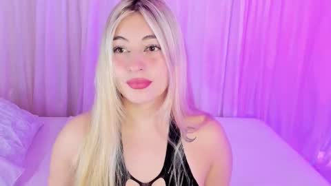 Tiffany Becker online show from February 2026 01:07:02 PM