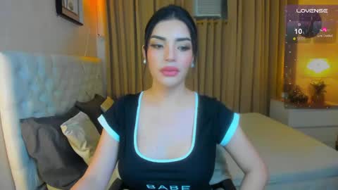 Snapshot of tiffany_cams chatting on April 2026 11:14:02 AM Tiffany online show from April 2026 11:14:02 AM