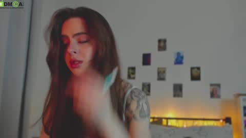 tiffany online show from December 2025 09:00:02 PM