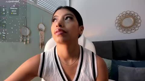 Snapshot of tiffany_low chatting on September 2025 12:49:02 PM tiffany_low online show from September 2025 12:49:02 PM