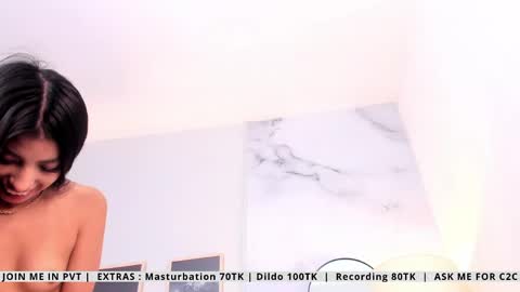 Snapshot of tiffany_low chatting on April 2026 07:58:02 PM tiffany_low online show from April 2026 07:58:02 PM