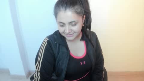 TiffanyAmazing online show from November 2025 12:31:02 PM