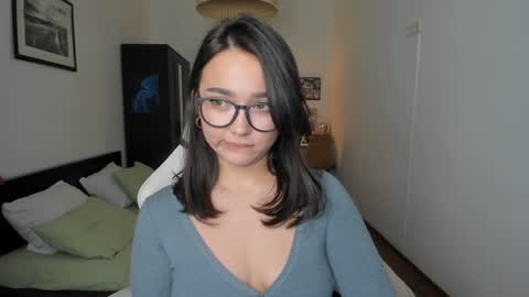 Snapshot of tiffanyflynn chatting on December 2024 09:48:01 PM Tiffany online show from December 2024 09:48:01 PM