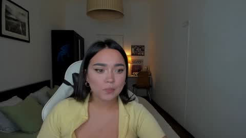 Snapshot of tiffanyflynn chatting on December 2024 11:39:01 PM Tiffany online show from December 2024 11:39:01 PM