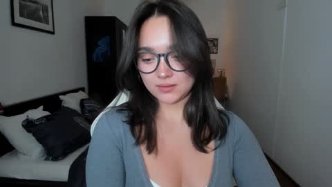 Snapshot of tiffanyflynn chatting on December 2024 08:43:01 PM Tiffany online show from December 2024 08:43:01 PM