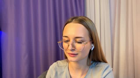 Snapshot of tiffanyhunt chatting on January 2025 05:16:02 PM Tiffany online show from January 2025 05:16:02 PM