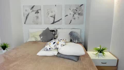 Snapshot of tiffanyhunt chatting on January 2025 06:34:02 PM Tiffany online show from January 2025 06:34:02 PM