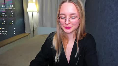 Snapshot of tiffanyhunt chatting on February 2025 06:51:01 PM Tiffany online show from February 2025 06:51:01 PM