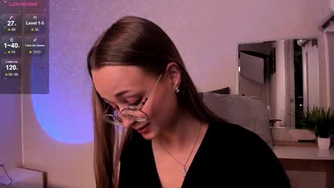 Snapshot of tiffanyhunt chatting on September 2025 12:26:01 PM Tiffany online show from September 2025 12:26:01 PM