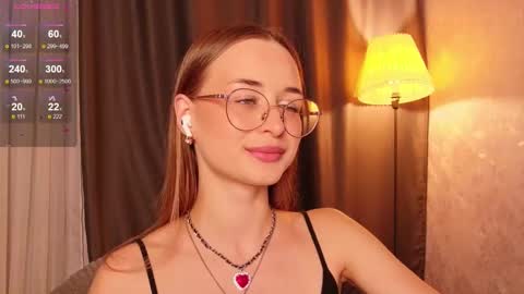 Snapshot of tiffanyhunt chatting on December 2025 02:01:01 PM Tiffany online show from December 2025 02:01:01 PM