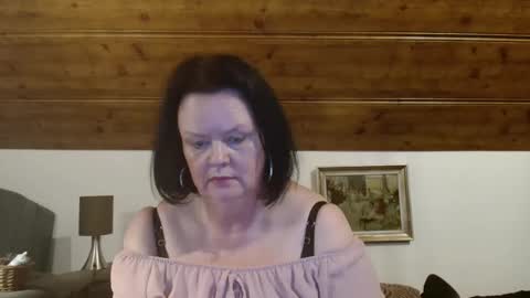 TiffanyMature online show from October 2025 10:43:02 PM
