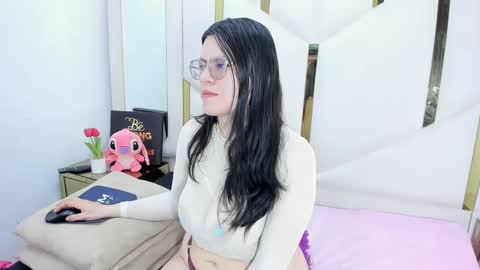 Snapshot of tiffanyortiz chatting on September 2025 02:21:01 PM TiffanyDoll online show from September 2025 02:21:01 PM