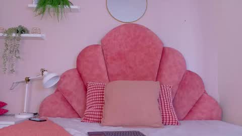 Tiffany  online show from February 2026 08:27:02 PM