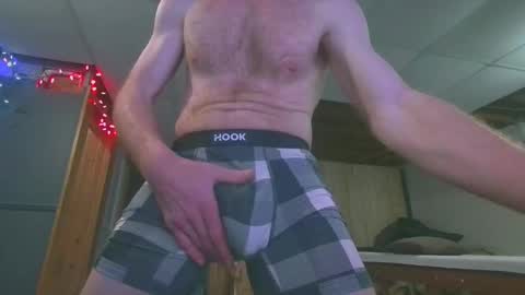 Snapshot of tigars36 chatting on December 2024 06:52:01 AM Tigars36 online show from December 2024 06:52:01 AM