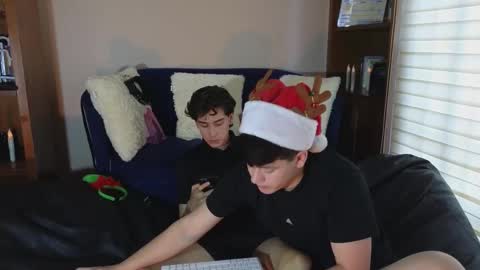 Camilo online show from December 2025 09:41:02 PM