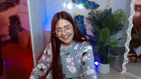 Snapshot of tiiana_tay chatting on May 2026 03:12:01 AM Tiiana online show from May 2026 03:12:01 AM