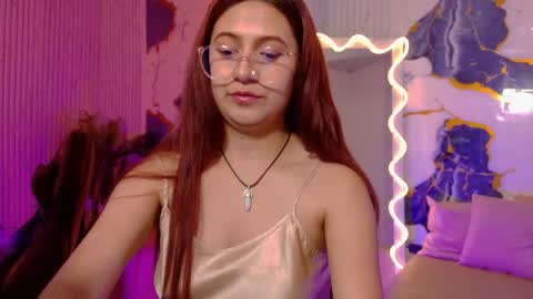 Snapshot of tiiana_tay chatting on May 2026 03:26:01 AM Tiiana online show from May 2026 03:26:01 AM