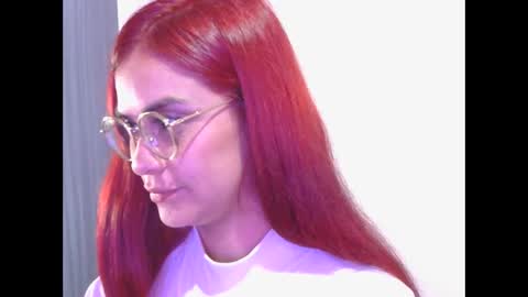 Snapshot of tiiny_emiily chatting on April 2026 12:52:02 AM TIINY Special show when it reaches 10000 flowers online show from April 2026 12:52:02 AM