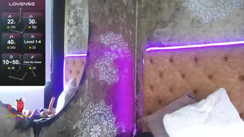 TILA TEQUILA online show from February 2025 03:37:02 PM