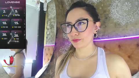 TILA TEQUILA online show from March 2025 12:52:02 PM