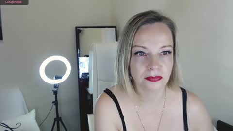 Tilly online show from February 2025 04:31:01 PM