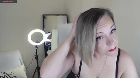 Tilly online show from February 2025 12:26:02 PM