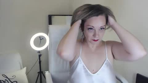 Tilly online show from February 2025 02:08:01 PM