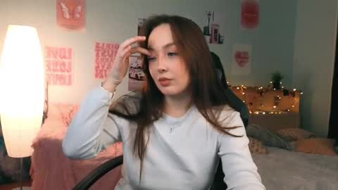 Mia online show from January 2026 07:27:01 PM