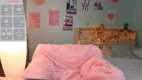 Mia online show from January 2026 04:49:02 AM