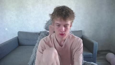 Snapshot of timmy7topcut chatting on April 2026 04:59:02 AM Timmy online show from April 2026 04:59:02 AM