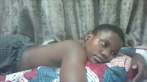 christine online show from November 2025 07:58:01 PM