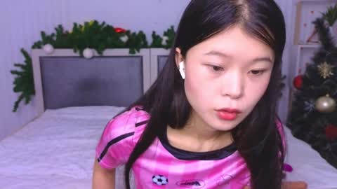 tina__kim online show from December 2024 04:52:01 AM