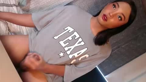 Tina online show from September 2025 11:43:01 PM