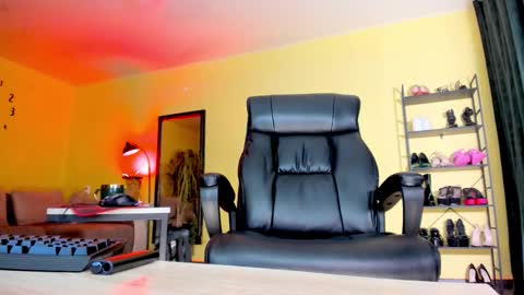 mistressTina online show from March 2026 05:19:02 PM