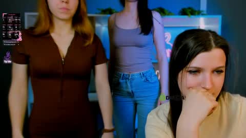 Snapshot of tina_golden1 chatting on March 2026 03:56:01 PM tina_golden1 online show from March 2026 03:56:01 PM