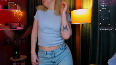 Snapshot of tina_golden1 chatting on April 2026 07:04:02 PM tina_golden1 online show from April 2026 07:04:02 PM