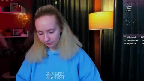 Snapshot of tina_golden1 chatting on April 2026 01:42:02 AM tina_golden1 online show from April 2026 01:42:02 AM