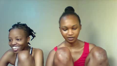 Tina online show from November 2025 01:39:01 PM