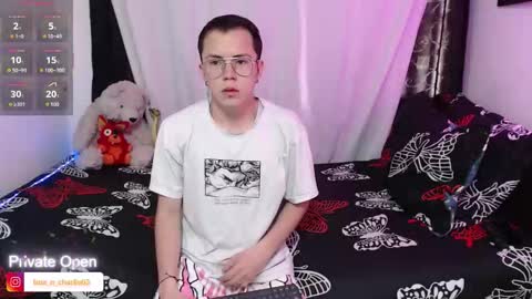 Tina N Charlie online show from September 2025 12:17:02 PM