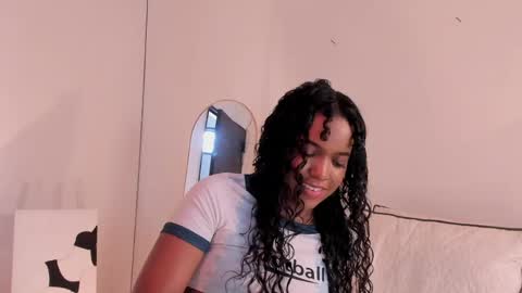 Snapshot of tina_rousse2 chatting on April 2026 04:42:02 PM T I N A online show from April 2026 04:42:02 PM