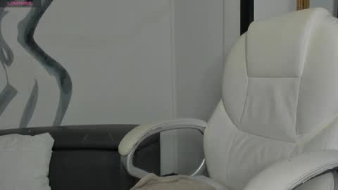 Snapshot of tinaajones_ chatting on March 2025 08:41:02 AM Tina online show from March 2025 08:41:02 AM