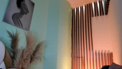 Snapshot of tinaajones_ chatting on November 2025 04:38:01 AM Tina online show from November 2025 04:38:01 AM