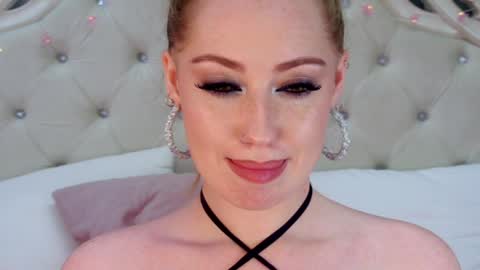 Snapshot of tinabrook chatting on January 2025 07:36:01 AM Tina online show from January 2025 07:36:01 AM