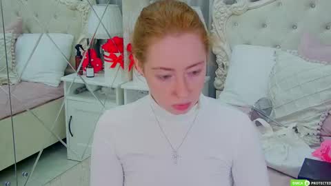 Snapshot of tinabrook chatting on September 2025 04:04:02 AM Tina online show from September 2025 04:04:02 AM